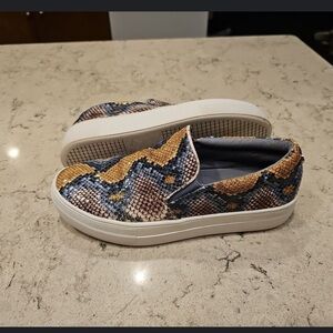 Steve Madden sneakers